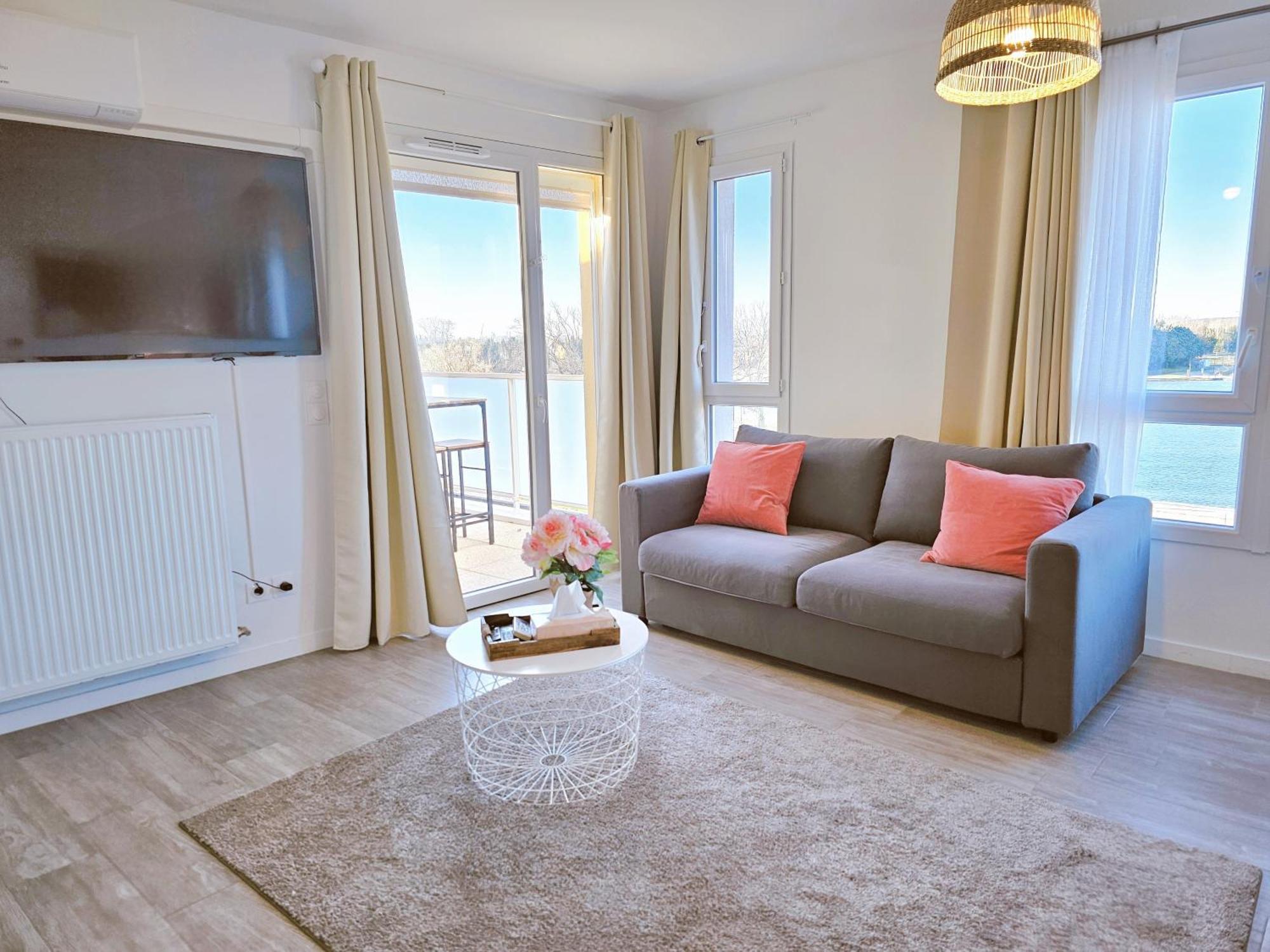 Lakeside Provence - Appartement 4 Etoiles Face Au Lac De Monteux Luaran gambar